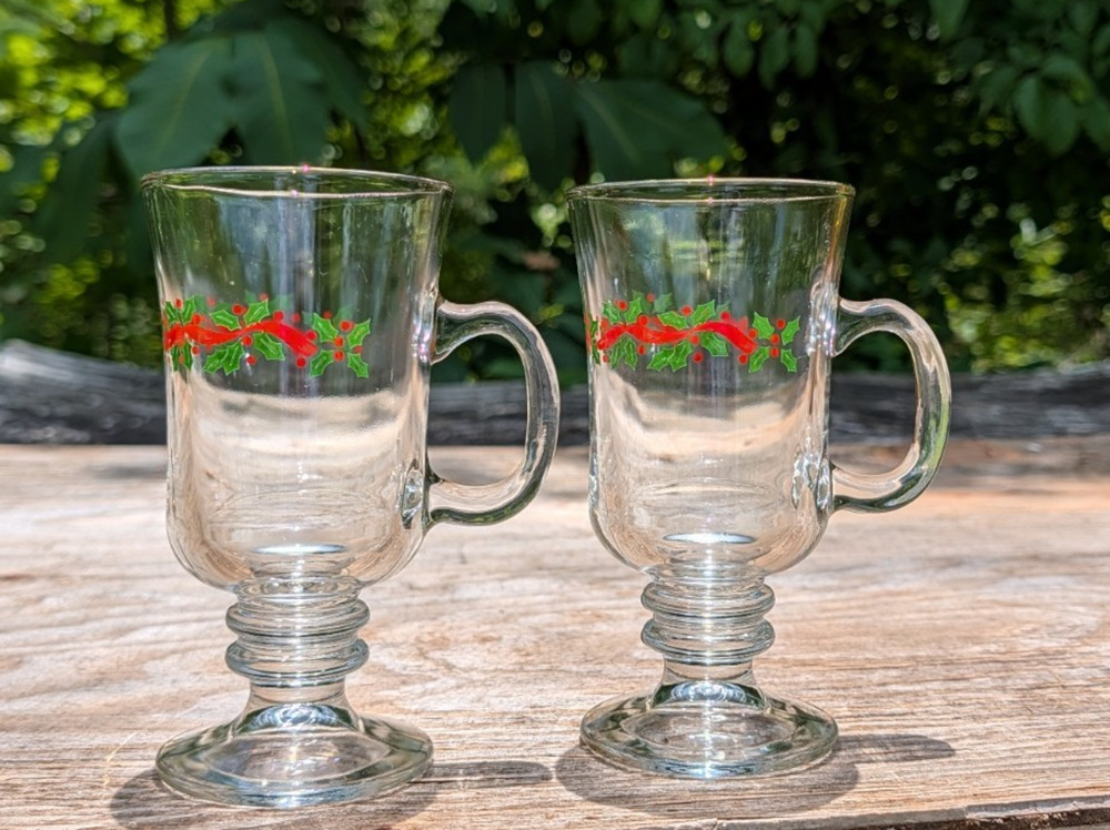 Libbey LRS3 Irish Coffee Mugs Christmas Holly Gold Rim Footed Glasses Set of 2